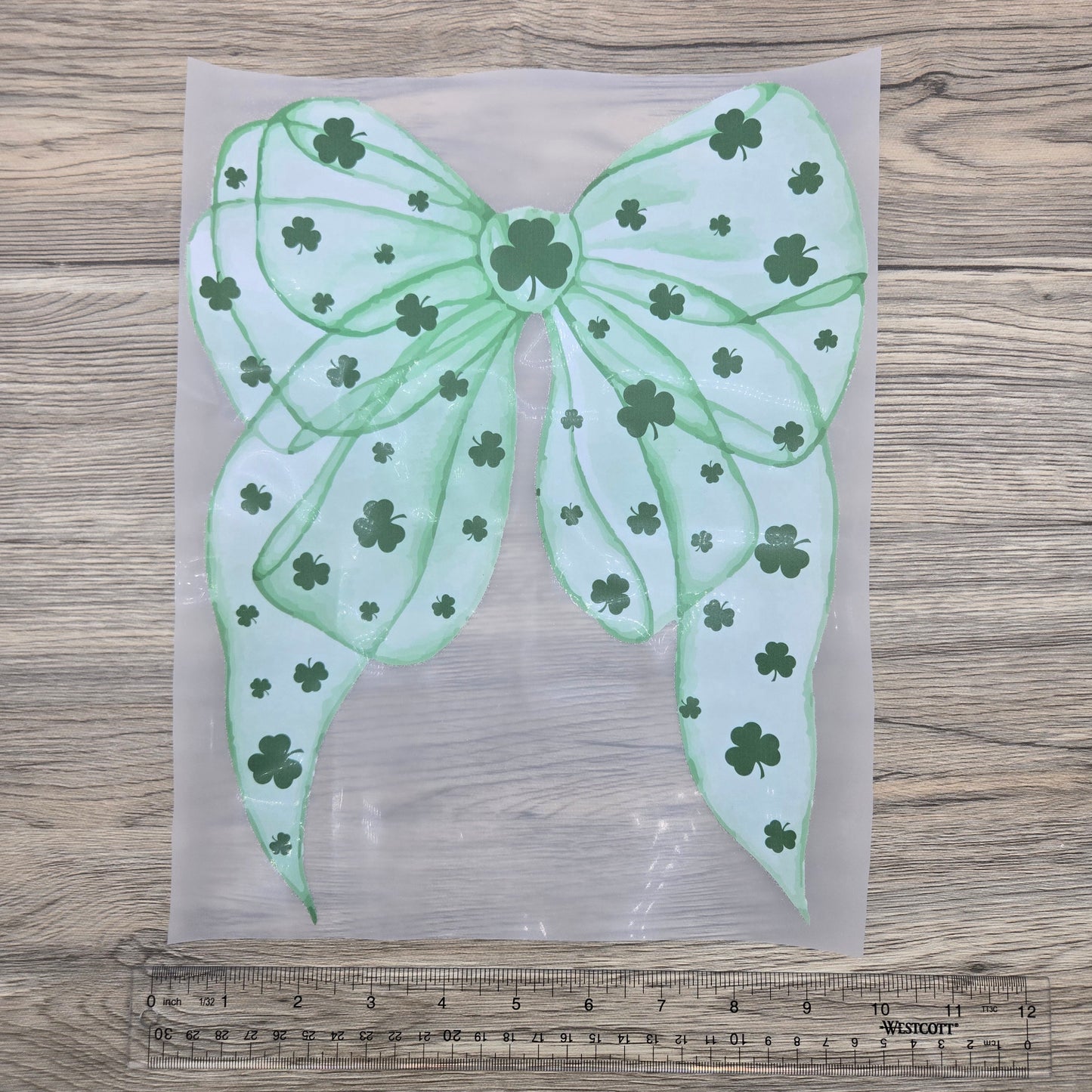 Shamrock Bow